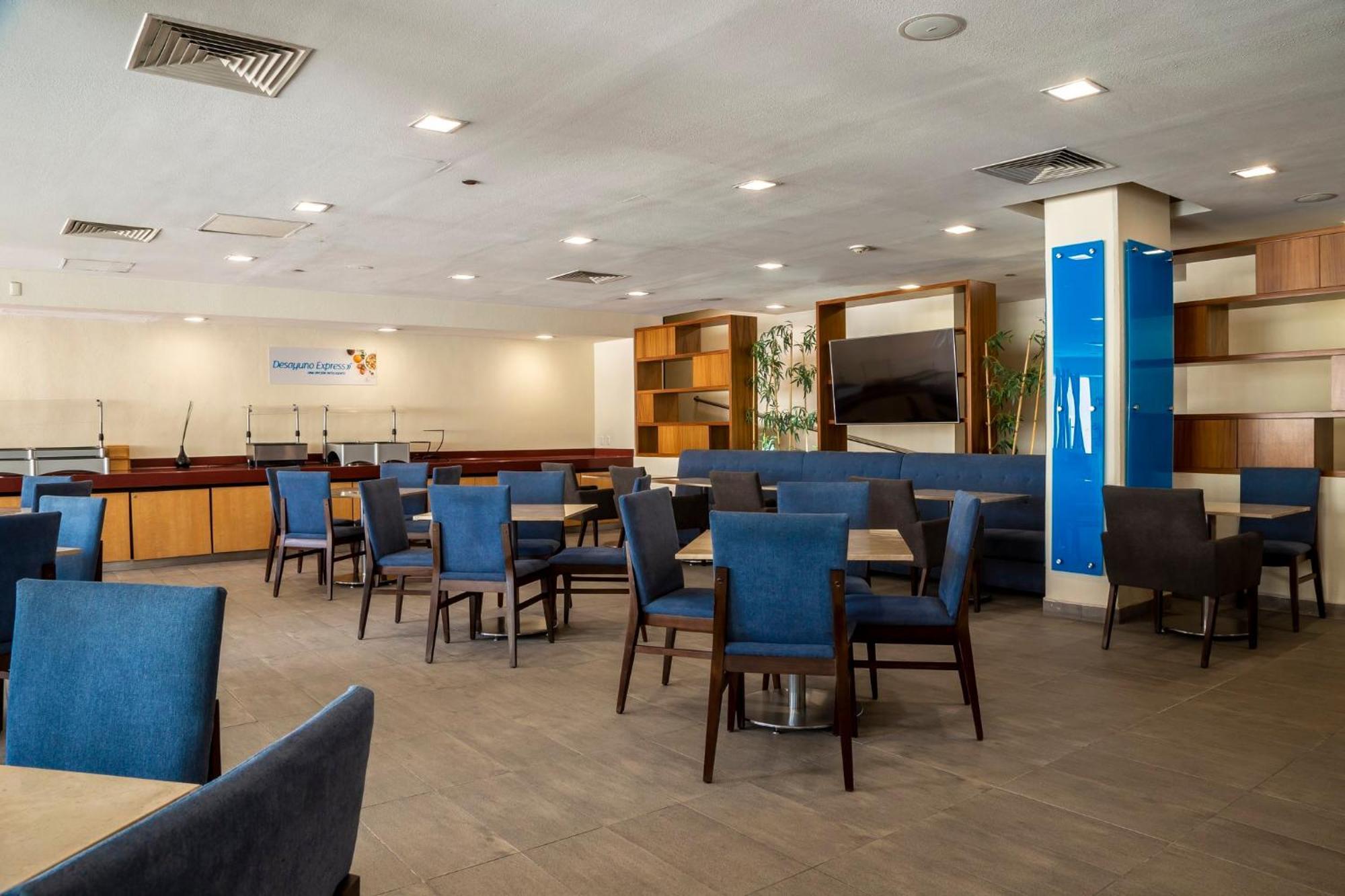 Holiday Inn Express Guadalajara Expo By Ihg Zapopan Ngoại thất bức ảnh