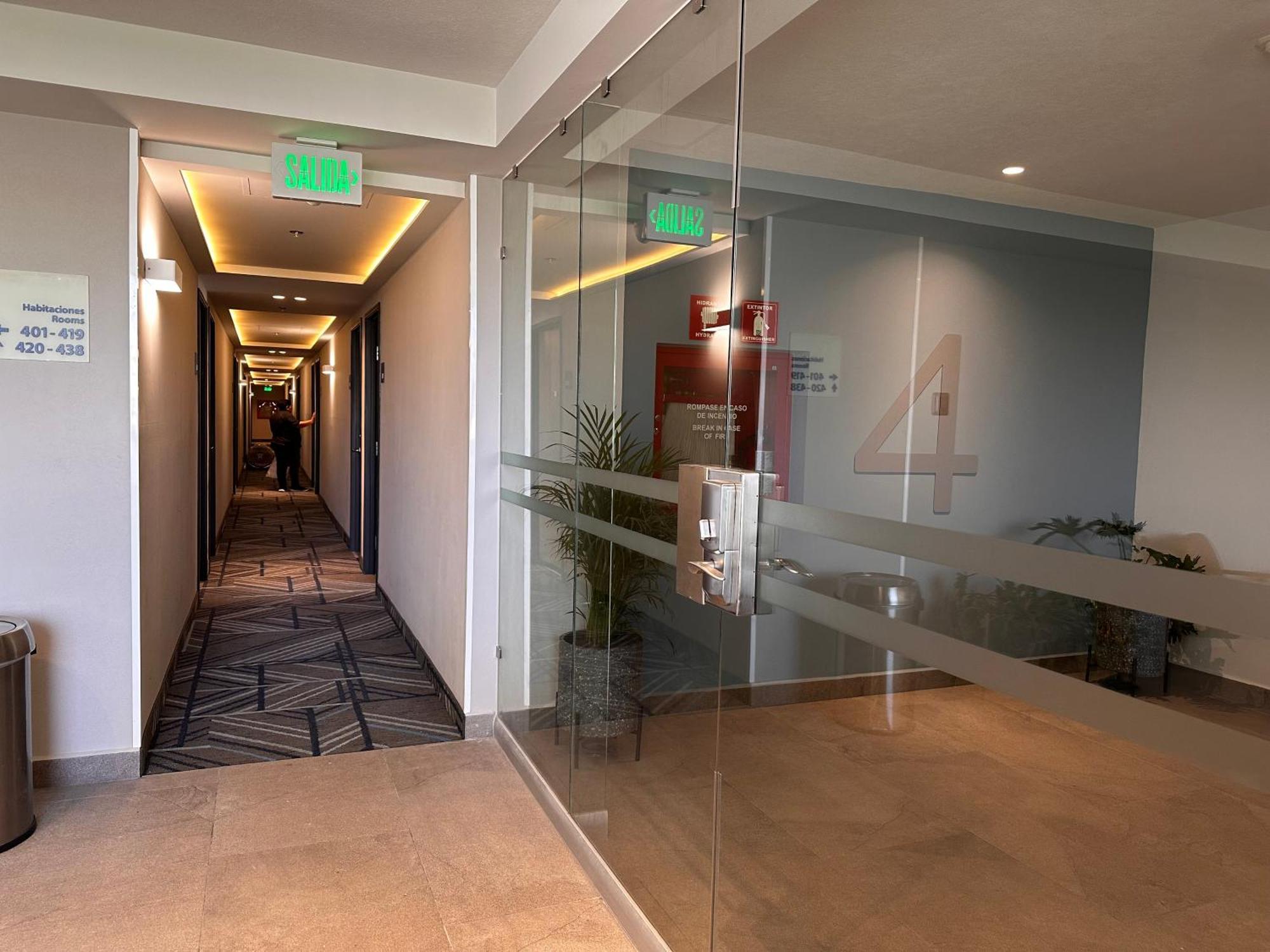 Holiday Inn Express Guadalajara Expo By Ihg Zapopan Ngoại thất bức ảnh