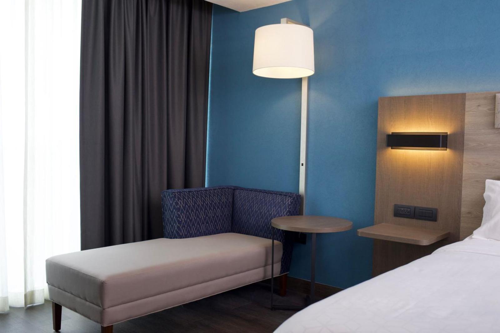 Holiday Inn Express Guadalajara Expo By Ihg Zapopan Ngoại thất bức ảnh