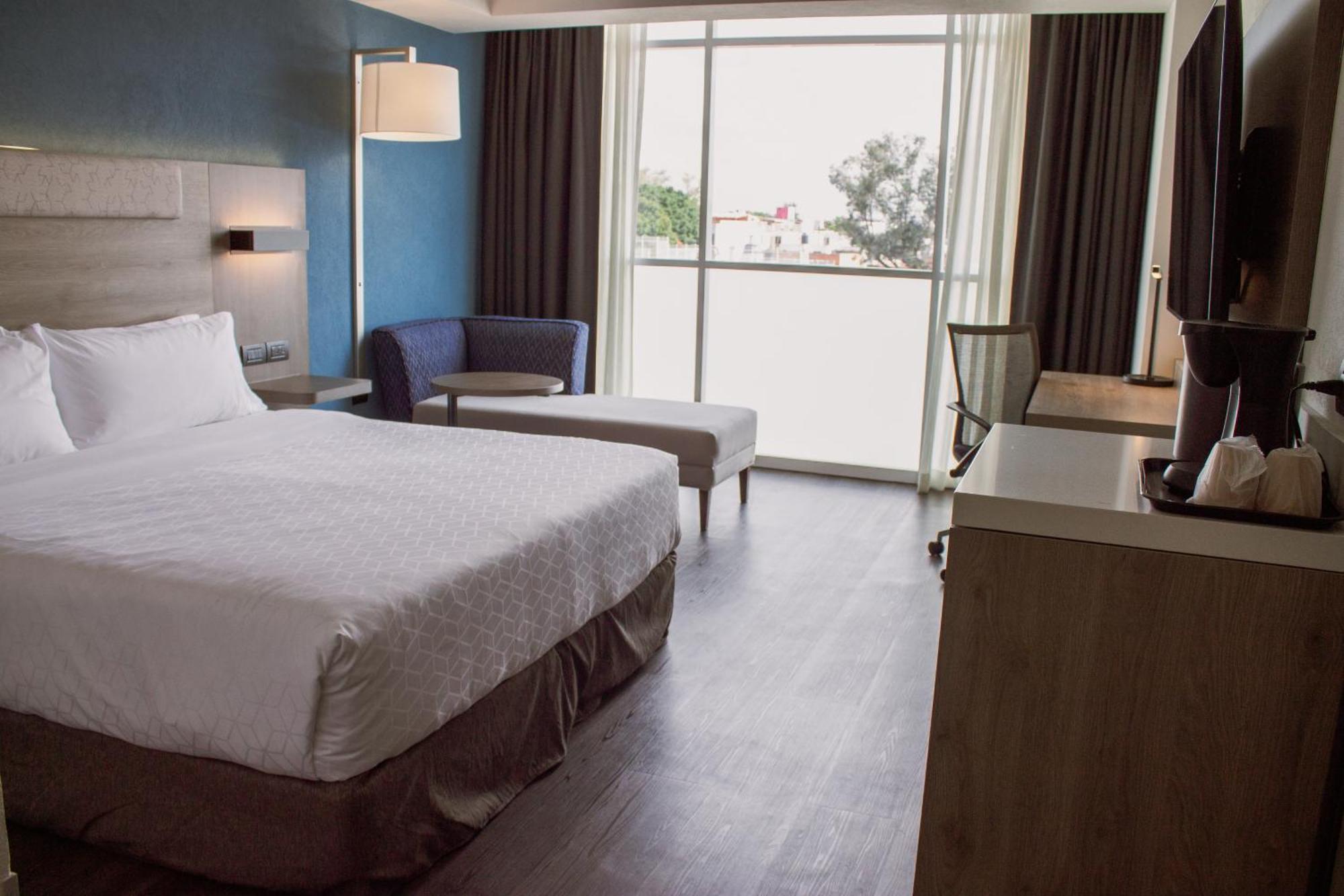 Holiday Inn Express Guadalajara Expo By Ihg Zapopan Ngoại thất bức ảnh